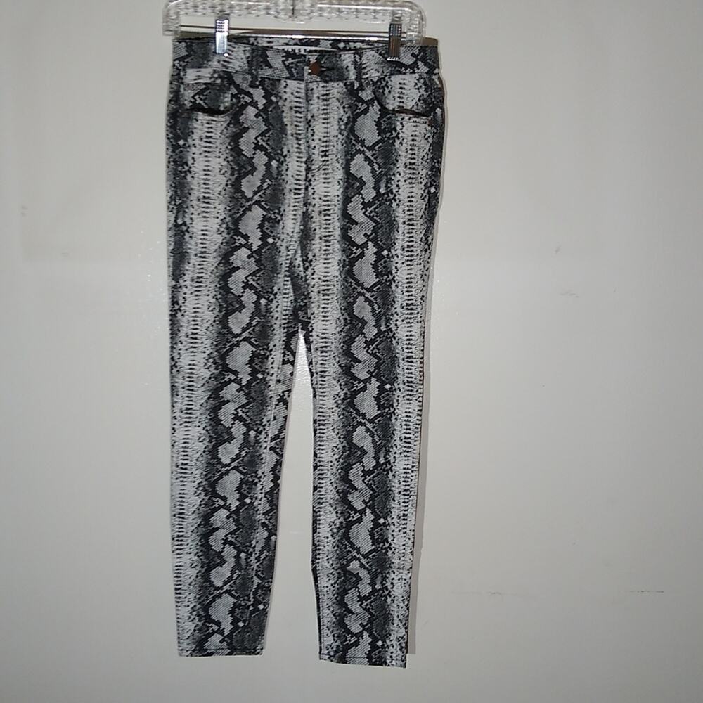 Tinseltown snake print pants. Size 7